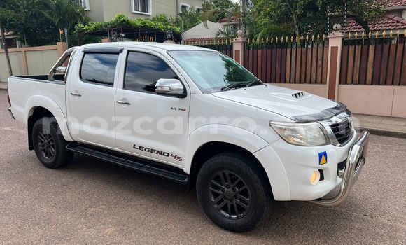 Buy Used Toyota Hilux White Car in Maputo in Maputo Buy Used Toyota Hilux White Car in Maputo in Maputo
