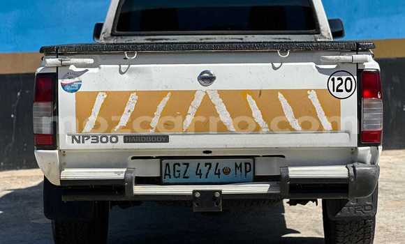 Buy Used Nissan Hardbody White Car in Maputo in Maputo Buy Used Nissan Hardbody White Car in Maputo in Maputo
