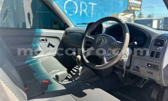 Buy Used Nissan Hardbody White Car in Maputo in Maputo Buy Used Nissan Hardbody White Car in Maputo in Maputo