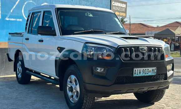 Tenga Tsaru Mahindra Marshal Chena Mota in Maputo in Maputo Tenga Tsaru Mahindra Marshal Chena Mota in Maputo in Maputo