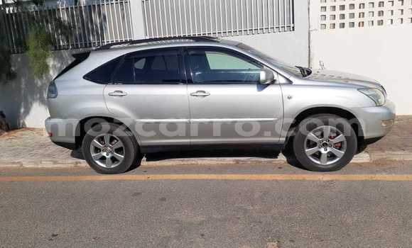 Nunua Ilio tumika Toyota Harrier Beige Gari ndani ya Maputo nchini Maputo