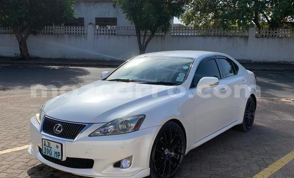 Buy Used Lexus IS White Car in Maputo in Maputo Buy Used Lexus IS White Car in Maputo in Maputo
