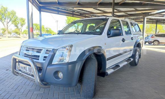 Buy Used Isuzu KB White Car in Maputo in Maputo Buy Used Isuzu KB White Car in Maputo in Maputo