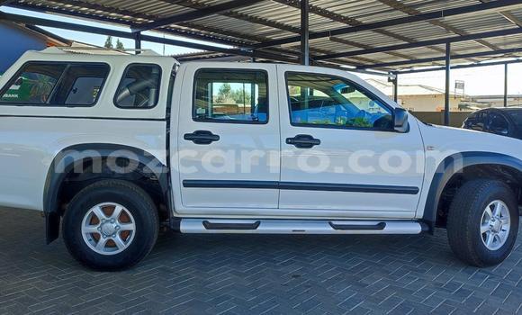 Buy Used Isuzu KB White Car in Maputo in Maputo Buy Used Isuzu KB White Car in Maputo in Maputo