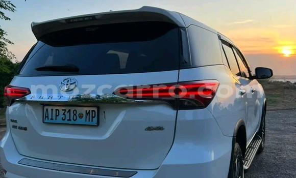 Comprar Usado Toyota Fortuner Branco Carro em Maputo em Maputo Comprar Usado Toyota Fortuner Branco Carro em Maputo em Maputo