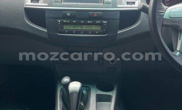 Comprar Usado Toyota Hilux Preto Carro em Maputo em Maputo Comprar Usado Toyota Hilux Preto Carro em Maputo em Maputo