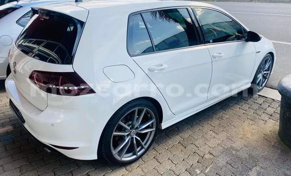 Comprar Usado Volkswagen Golf R Branco Carro em Maputo em Maputo Comprar Usado Volkswagen Golf R Branco Carro em Maputo em Maputo