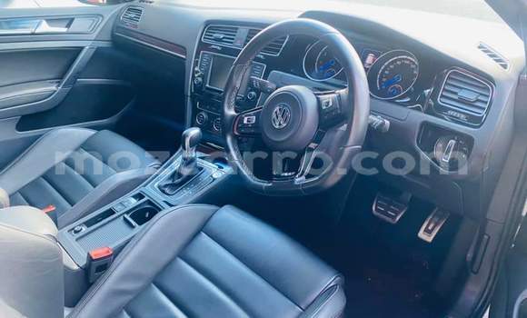 Comprar Usado Volkswagen Golf R Branco Carro em Maputo em Maputo Comprar Usado Volkswagen Golf R Branco Carro em Maputo em Maputo