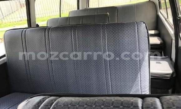 Comprar Usado Toyota Hiace Branco Carro em Maputo em Maputo Comprar Usado Toyota Hiace Branco Carro em Maputo em Maputo