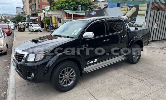 Nunua Ilio tumika Toyota Hilux Nyeusi Gari ndani ya Maputo nchini Maputo Nunua Ilio tumika Toyota Hilux Nyeusi Gari ndani ya Maputo nchini Maputo