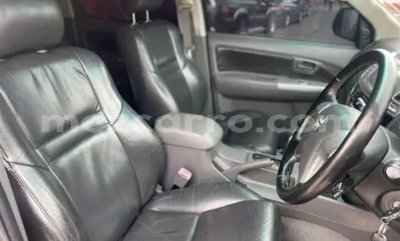 Comprar Usado Toyota Hilux Preto Carro em Maputo em Maputo Comprar Usado Toyota Hilux Preto Carro em Maputo em Maputo
