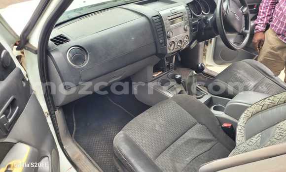 Nunua Ilio tumika Ford Ranger Nyeupe Gari ndani ya Maputo nchini Maputo Nunua Ilio tumika Ford Ranger Nyeupe Gari ndani ya Maputo nchini Maputo
