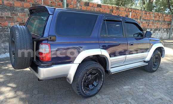 Nunua Ilio tumika Toyota Hilux Surf Bluu Gari ndani ya Maputo nchini Maputo Nunua Ilio tumika Toyota Hilux Surf Bluu Gari ndani ya Maputo nchini Maputo