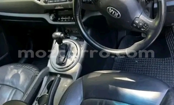 Nunua Ilio tumika Kia Sportage Nyekundu Gari ndani ya Maputo nchini Maputo Nunua Ilio tumika Kia Sportage Nyekundu Gari ndani ya Maputo nchini Maputo