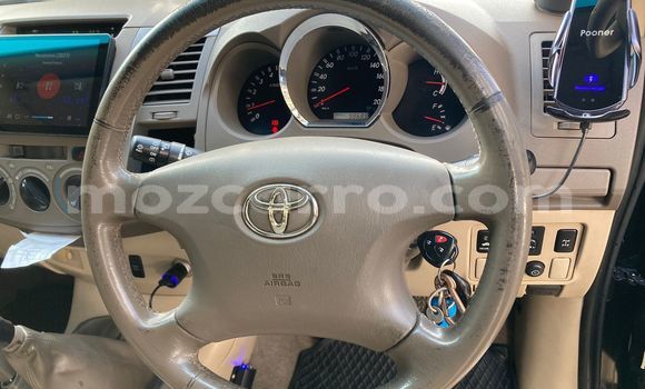 Nunua Ilio tumika Toyota Fortuner Nyeusi Gari ndani ya Maputo nchini Maputo Nunua Ilio tumika Toyota Fortuner Nyeusi Gari ndani ya Maputo nchini Maputo