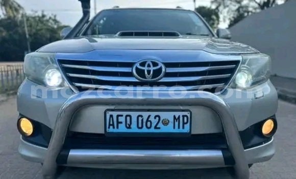 Nunua Ilio tumika Toyota Fortuner Nyingine Gari ndani ya Maputo nchini Maputo Nunua Ilio tumika Toyota Fortuner Nyingine Gari ndani ya Maputo nchini Maputo