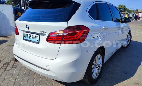 Nunua Ilio tumika BMW 4-Series Nyeupe Gari ndani ya Maputo nchini Maputo Nunua Ilio tumika BMW 4-Series Nyeupe Gari ndani ya Maputo nchini Maputo