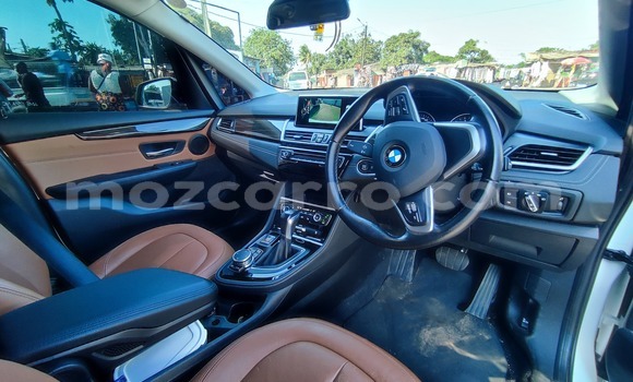 Nunua Ilio tumika BMW 4-Series Nyeupe Gari ndani ya Maputo nchini Maputo Nunua Ilio tumika BMW 4-Series Nyeupe Gari ndani ya Maputo nchini Maputo