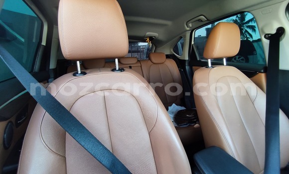 Nunua Ilio tumika BMW 4-Series Nyeupe Gari ndani ya Maputo nchini Maputo Nunua Ilio tumika BMW 4-Series Nyeupe Gari ndani ya Maputo nchini Maputo