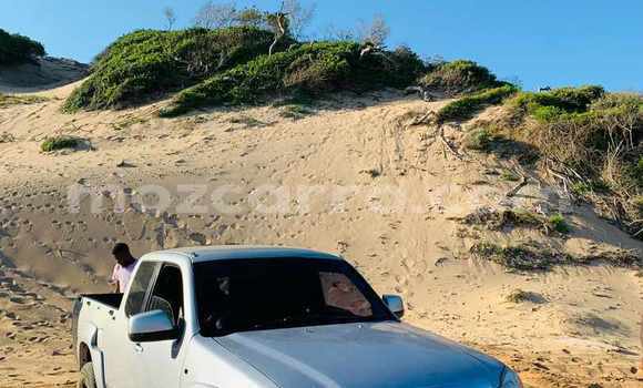Nunua Ilio tumika Mazda BT-50 Nyingine Gari ndani ya Maputo nchini Maputo Nunua Ilio tumika Mazda BT-50 Nyingine Gari ndani ya Maputo nchini Maputo