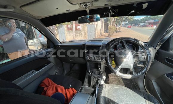 Nunua Ilio tumika Mazda BT-50 Nyingine Gari ndani ya Maputo nchini Maputo Nunua Ilio tumika Mazda BT-50 Nyingine Gari ndani ya Maputo nchini Maputo