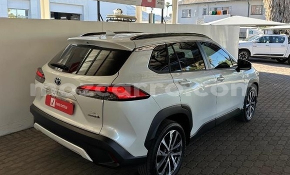 Tenga Tsaru Toyota Corolla Cross Chena Mota in Maputo in Maputo Tenga Tsaru Toyota Corolla Cross Chena Mota in Maputo in Maputo