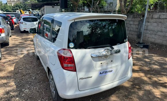 Comprar Novo Toyota Ractis Branco Carro em Maputo em Maputo Comprar Novo Toyota Ractis Branco Carro em Maputo em Maputo