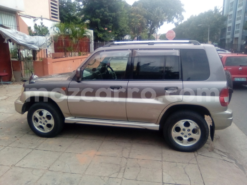 Big with watermark mitsubishi pajero io maputo maputo 20648