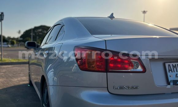 Buy New Toyota ISis Silver Car in Maputo in Maputo Buy New Toyota ISis Silver Car in Maputo in Maputo