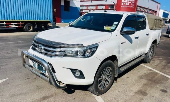 Nunua Mpya Toyota Hilux Nyeupe Gari ndani ya Maputo nchini Maputo Nunua Mpya Toyota Hilux Nyeupe Gari ndani ya Maputo nchini Maputo