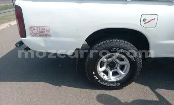 Tenga Tsaru Nissan Hardbody Chena Mota in Maputo in Maputo Tenga Tsaru Nissan Hardbody Chena Mota in Maputo in Maputo