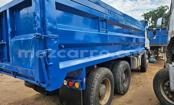 Buy New Mercedes‒Benz Truck Blue Truck in Maputo in Maputo Buy New Mercedes‒Benz Truck Blue Truck in Maputo in Maputo