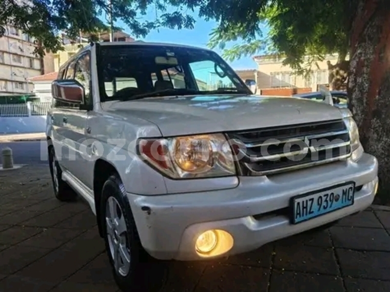 Big with watermark mitsubishi pajero io maputo maputo 20667