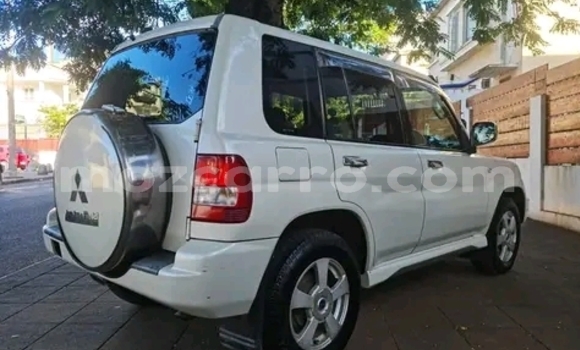 Tenga Tsaru Mitsubishi Pajero iO Chena Mota in Maputo in Maputo Tenga Tsaru Mitsubishi Pajero iO Chena Mota in Maputo in Maputo
