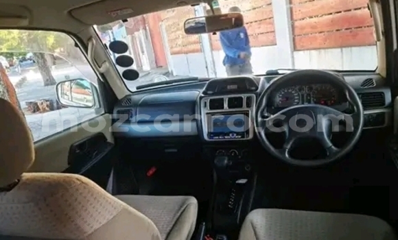 Tenga Tsaru Mitsubishi Pajero iO Chena Mota in Maputo in Maputo Tenga Tsaru Mitsubishi Pajero iO Chena Mota in Maputo in Maputo