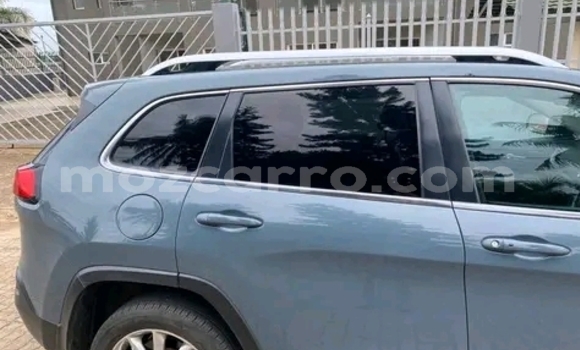 Comprar Usado Jeep Cherokee Azul Carro em Maputo em Maputo Comprar Usado Jeep Cherokee Azul Carro em Maputo em Maputo