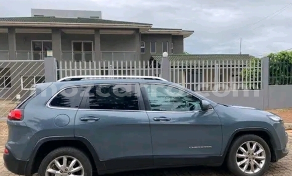 Comprar Usado Jeep Cherokee Azul Carro em Maputo em Maputo Comprar Usado Jeep Cherokee Azul Carro em Maputo em Maputo