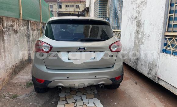Tenga Tsaru Ford Kuga Zvimwe Mota in Maputo in Maputo Tenga Tsaru Ford Kuga Zvimwe Mota in Maputo in Maputo