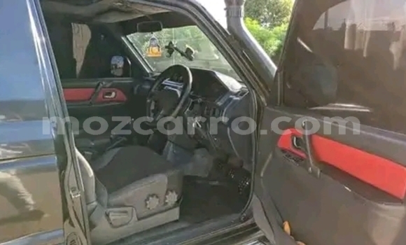Comprar Usado Mitsubishi Pajero Preto Carro em Maputo em Maputo Comprar Usado Mitsubishi Pajero Preto Carro em Maputo em Maputo