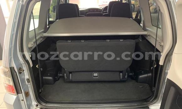 Comprar Usado Mitsubishi Pajero Prata Carro em Maputo em Maputo Comprar Usado Mitsubishi Pajero Prata Carro em Maputo em Maputo
