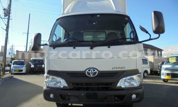 Comprar Usado Toyota Dyna Branco Carro em Maputo em Maputo Comprar Usado Toyota Dyna Branco Carro em Maputo em Maputo