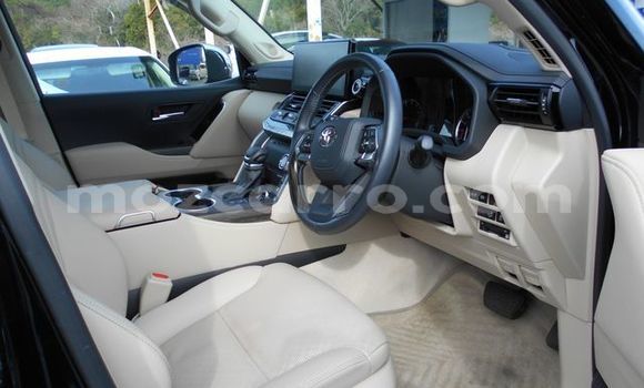 Buy Used Toyota Land Cruiser Black Car in Maputo in Maputo Buy Used Toyota Land Cruiser Black Car in Maputo in Maputo