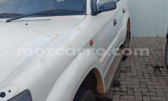 Buy Used Toyota Land Cruiser White Car in Maputo in Maputo Buy Used Toyota Land Cruiser White Car in Maputo in Maputo