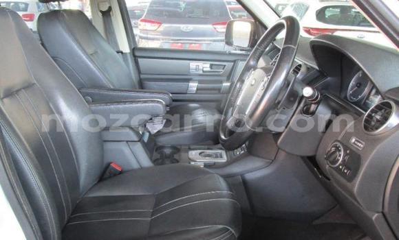 Nunua Ilio tumika Land Rover Discovery Nyeupe Gari ndani ya Maputo nchini Maputo Nunua Ilio tumika Land Rover Discovery Nyeupe Gari ndani ya Maputo nchini Maputo