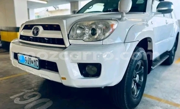 Comprar Usado Toyota Hilux Surf Branco Carro em Maputo em Maputo Comprar Usado Toyota Hilux Surf Branco Carro em Maputo em Maputo