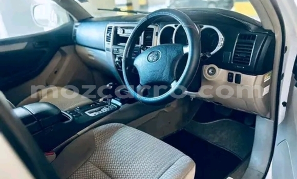 Comprar Usado Toyota Hilux Surf Branco Carro em Maputo em Maputo Comprar Usado Toyota Hilux Surf Branco Carro em Maputo em Maputo