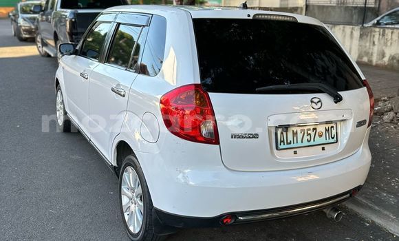 Comprar Usado Mazda Verisa Branco Carro em Maputo em Maputo Comprar Usado Mazda Verisa Branco Carro em Maputo em Maputo