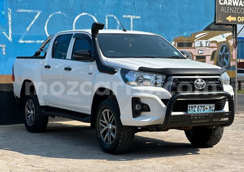 Big with watermark toyota hiluxe revo maputo maputo 20714