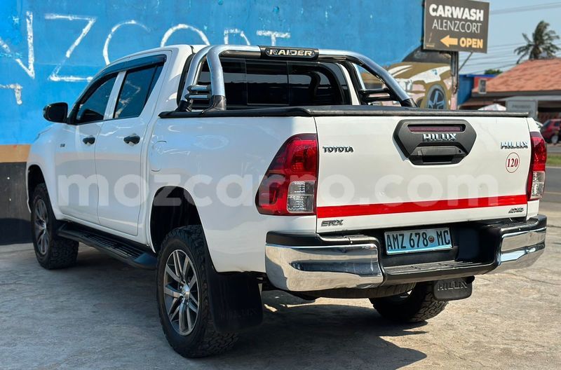 Big with watermark toyota hiluxe revo maputo maputo 20714