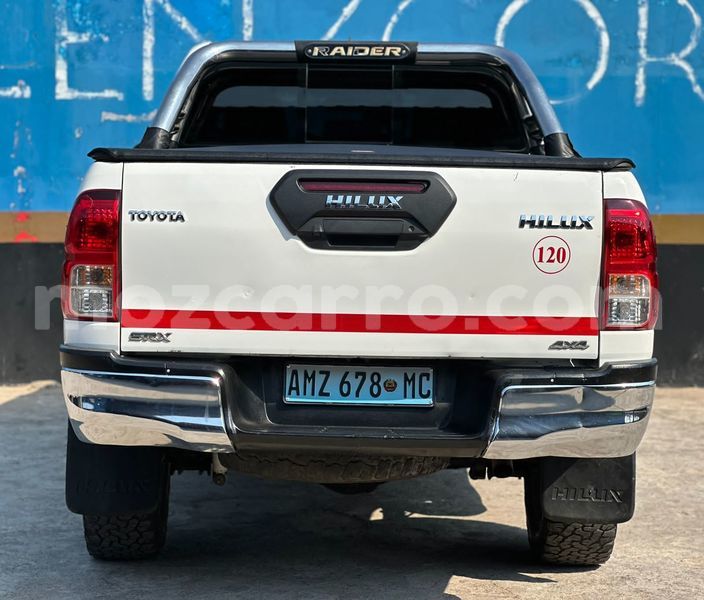 Big with watermark toyota hiluxe revo maputo maputo 20714